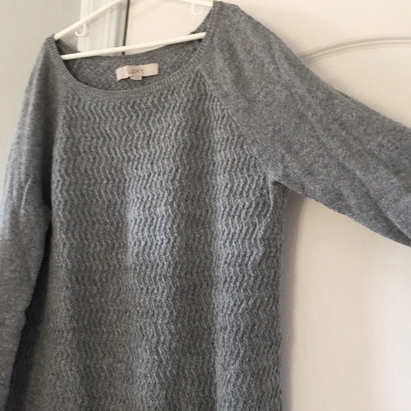 •Loft Grey Oversized Sweater• - Picture 2 of 5